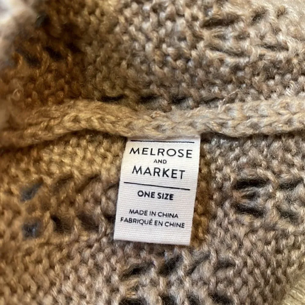 Melrose and Market Beige Pink Knit Crochet Beanie Hat Like new